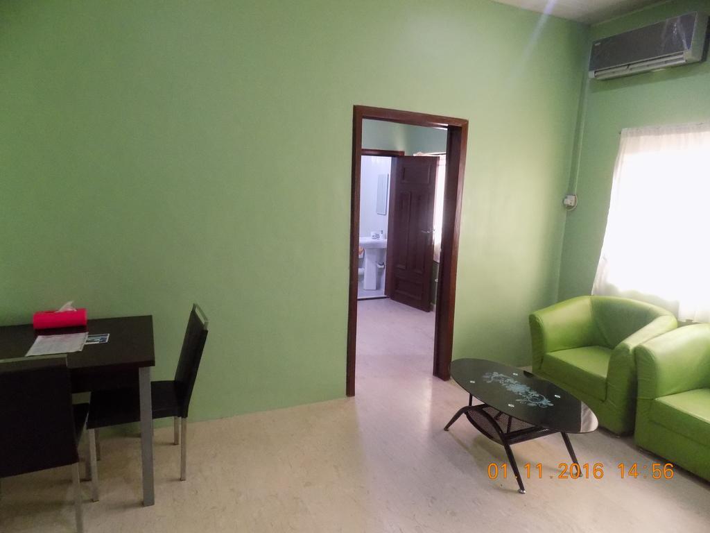 Posh Apartments And Hotel Ikeja Exterior foto