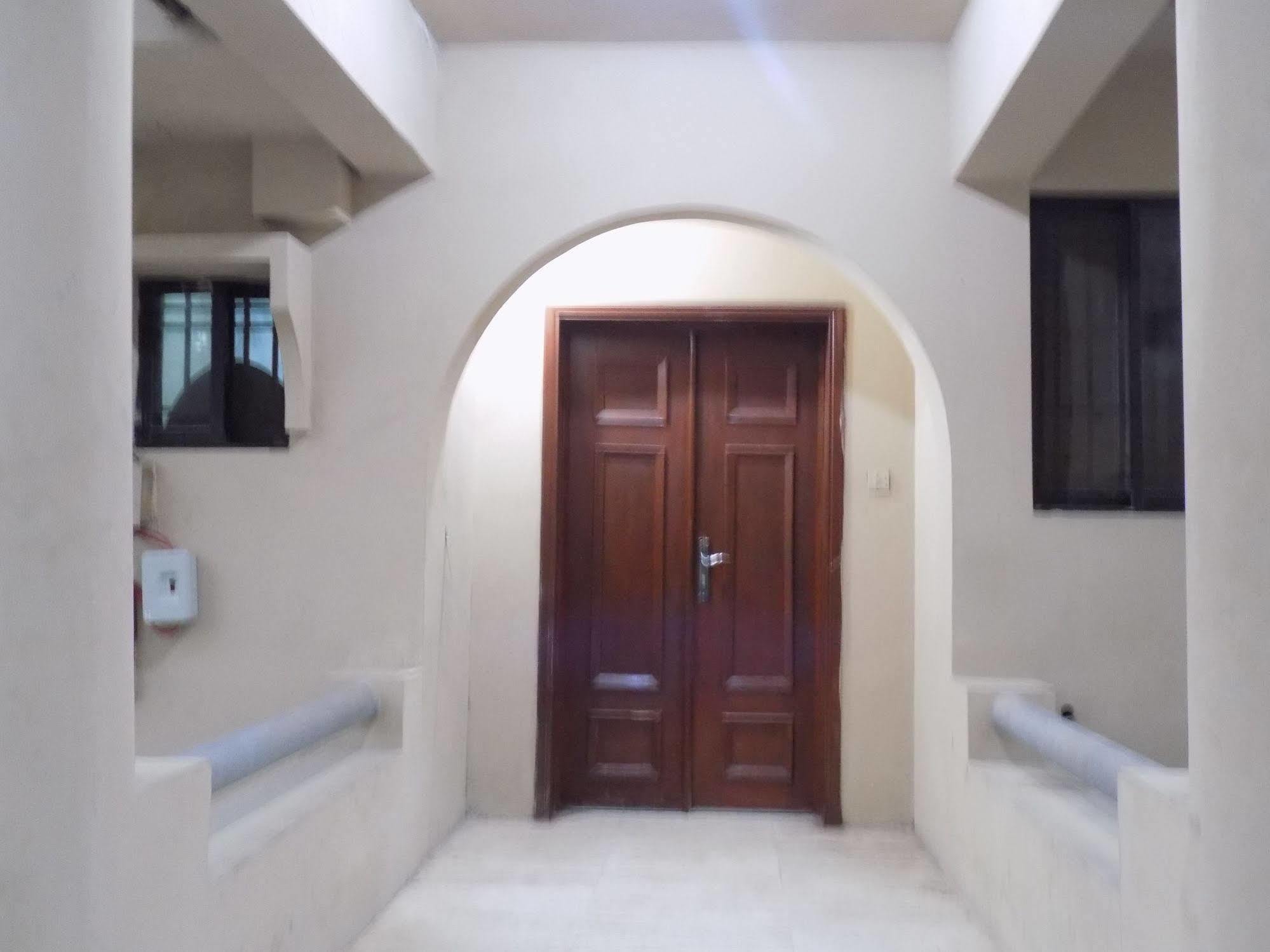 Posh Apartments And Hotel Ikeja Exterior foto